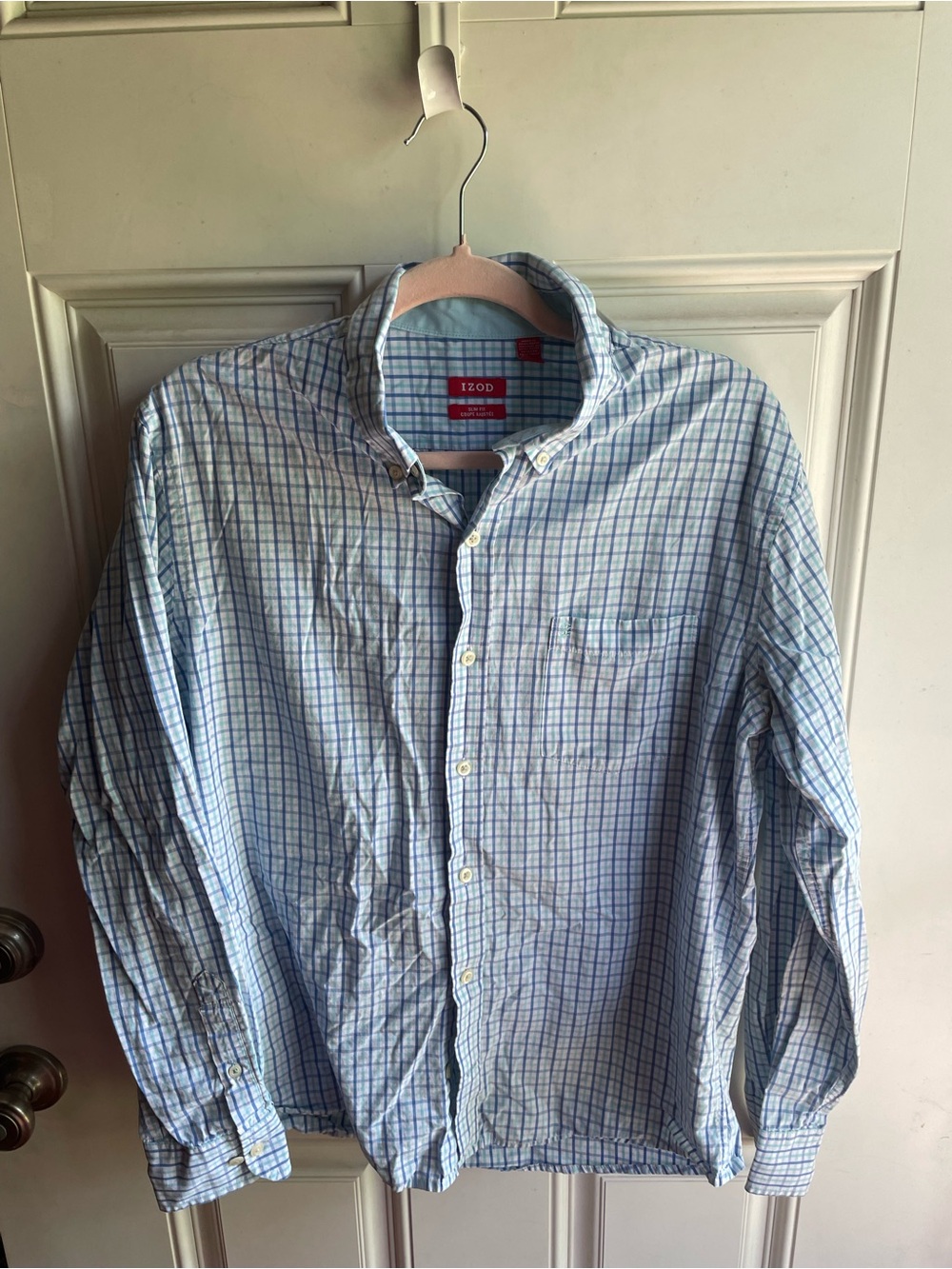 Izod Light  / Dark Blue Plaid large Slim fit  Button-Down Shirt